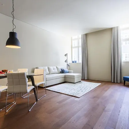 Apt In 8 Building - Center Appartement
