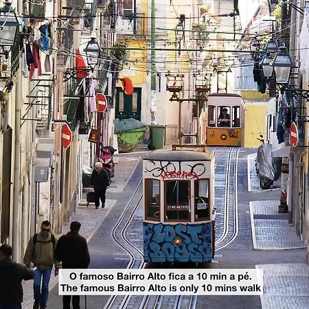Apt In 8 Building - Center Lisbon