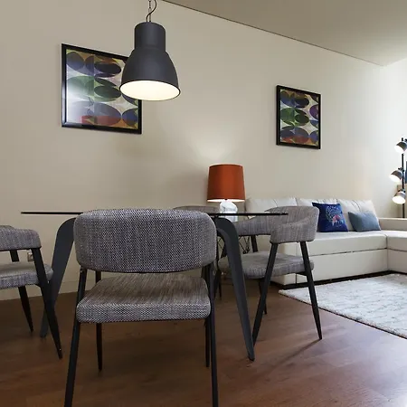Apt In 8 Building - Center *