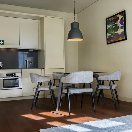 Apt In 8 Building - Center