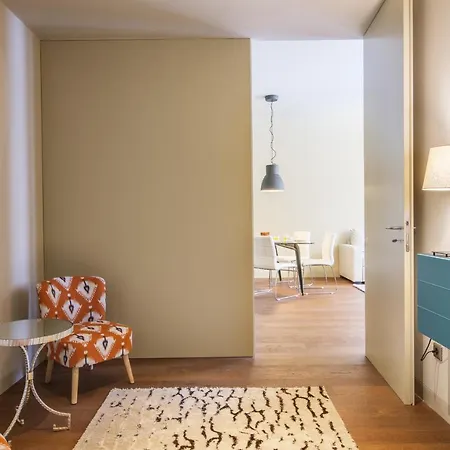 Apt In 8 Building - Center *
