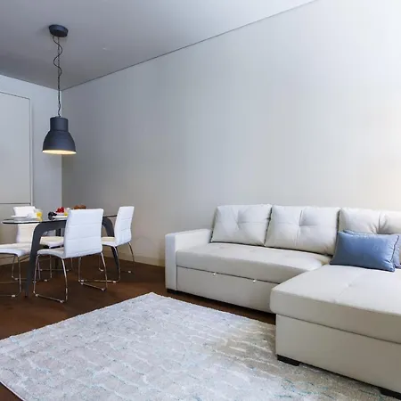 Apartment Apt In 8 Building - Center Lisbon